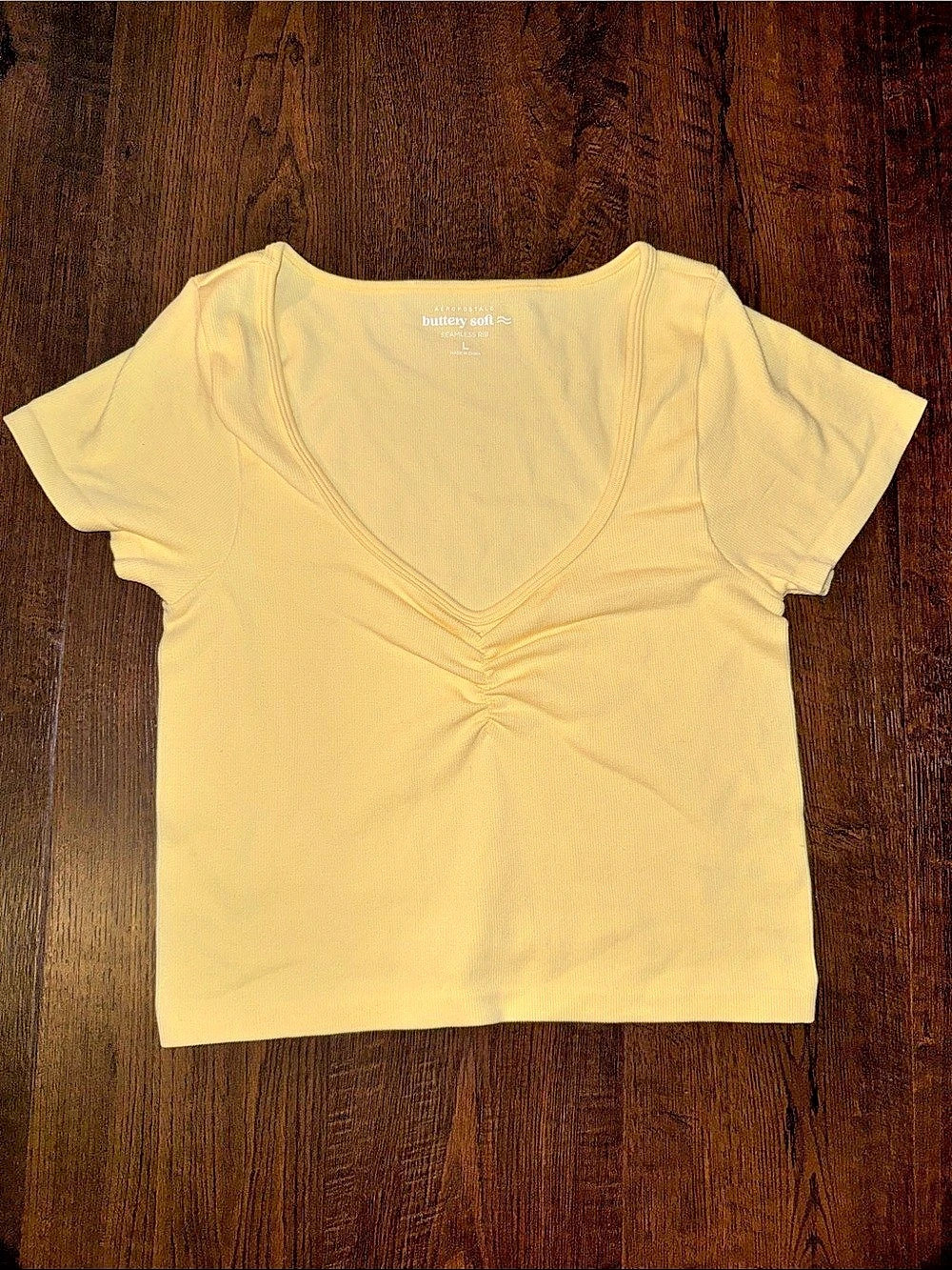 Ruched V-Neck Tee Butter Yellow